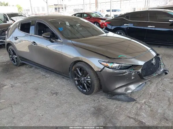 JM1BPBJYXM1338641 2021 MAZDA 3 - Image 1