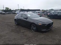 JM1BPBKL0M1314044 2021 MAZDA 3