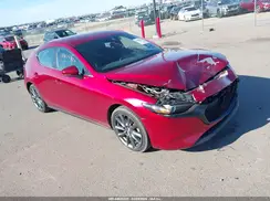JM1BPBKL0M1319275 2021 MAZDA 3