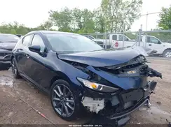 JM1BPBKL1M1308883 2021 MAZDA 3
