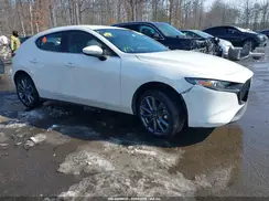 JM1BPBKL2M1328575 2021 MAZDA 3
