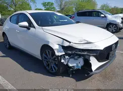 JM1BPBKL4M1313527 2021 MAZDA 3