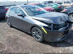 JM1BPBKLXM1337797 2021 MAZDA 3