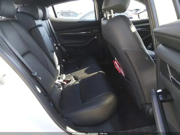 JM1BPBLL1M1335015 2021 MAZDA 3 - Image 8