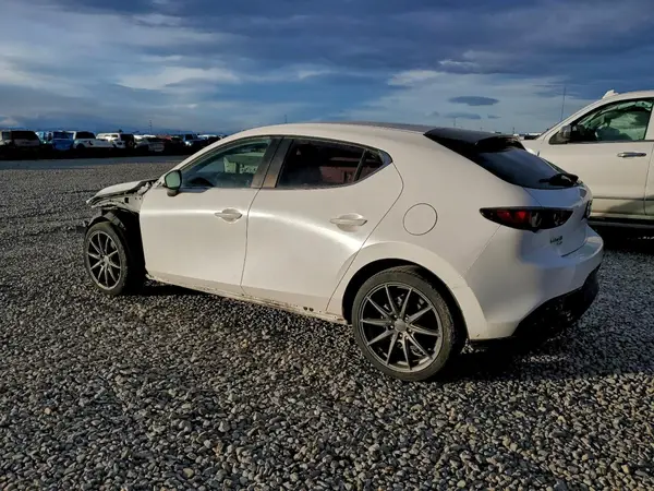 JM1BPBLL3M1402049 2021 MAZDA 3 - Image 2