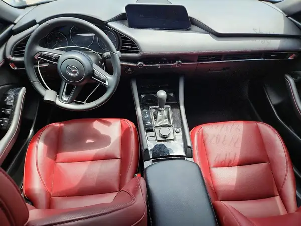 JM1BPBLM1R1719022 2024 MAZDA 3 - Image 8