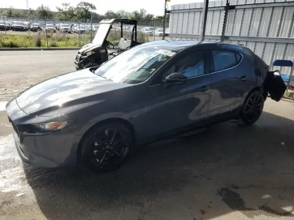 JM1BPBLM3R1709768 2024 MAZDA 3 - Image 2