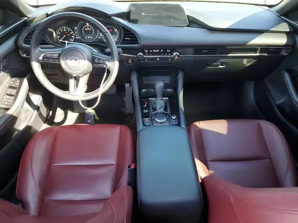JM1BPBLM4R1718642 2024 MAZDA 3 - Image 8