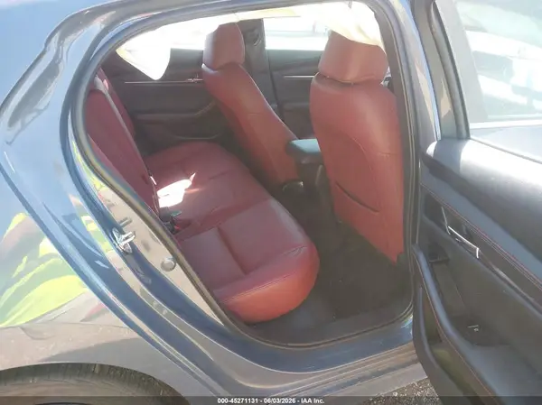 JM1BPBLM4S1778782 2025 MAZDA 3 - Image 8