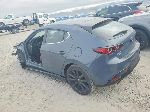JM1BPBLM5R1658502 2024 MAZDA 3 - Image 2
