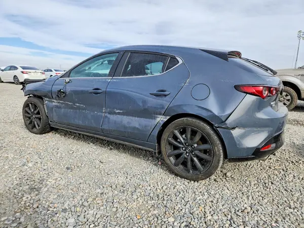 JM1BPBLM5R1703034 2024 MAZDA 3 - Image 2