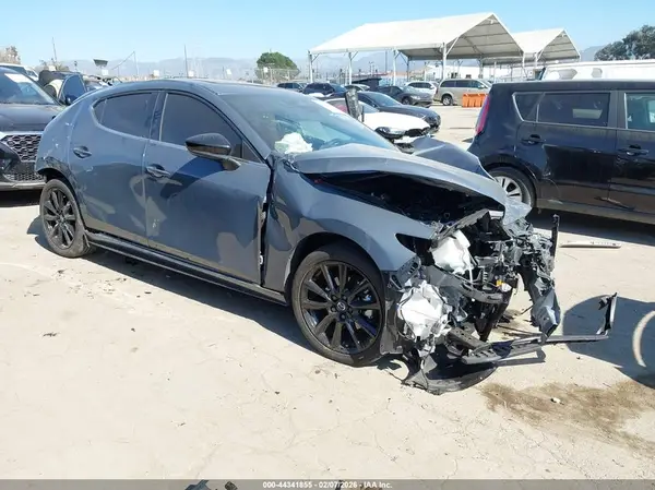 JM1BPBLM5S1750876 2025 MAZDA 3 - Image 1