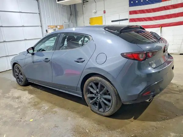 JM1BPBLM5S1767287 2025 MAZDA 3 - Image 2