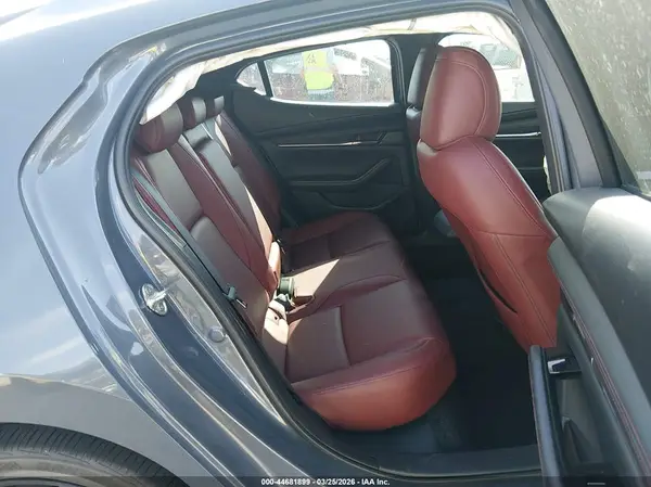 JM1BPBLM6P1619074 2023 MAZDA 3 - Image 8