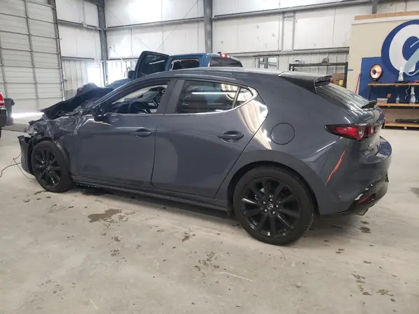JM1BPBLM7R1710163 2024 MAZDA 3 - Image 2