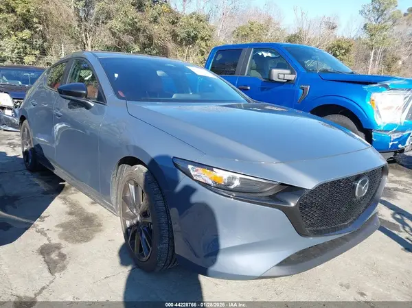 JM1BPBLM7S1781305 2025 MAZDA 3 - Image 1