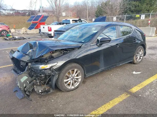 JM1BPBLM8K1126649 2019 MAZDA 3 - Image 2
