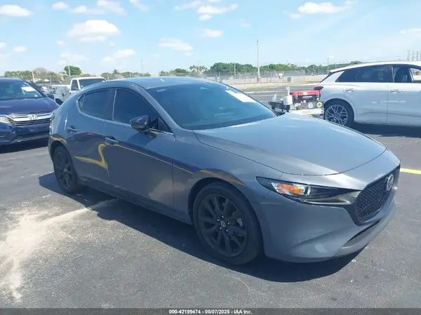JM1BPBLM8R1654296 2024 MAZDA 3 - Image 1