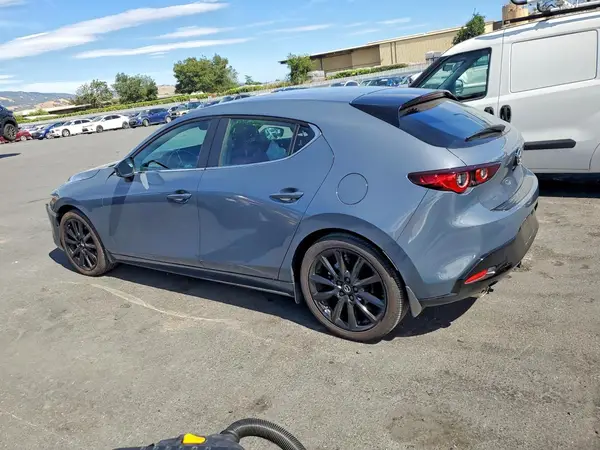 JM1BPBLM8S1781474 2025 MAZDA 3 - Image 2