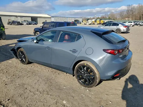 JM1BPBLM9R1711024 2024 MAZDA 3 - Image 2