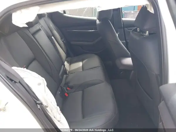 JM1BPBLM9S1768717 2025 MAZDA 3 - Image 8