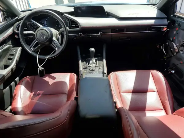 JM1BPBLM9S1769687 2025 MAZDA 3 - Image 8