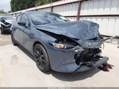 JM1BPBLMXR1653697 2024 MAZDA 3