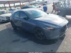 JM1BPBLMXR1702526 2024 MAZDA 3