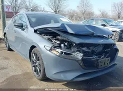 JM1BPBLMXR1717236 2024 MAZDA 3