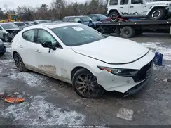 JM1BPBML8M1330358 2021 MAZDA 3