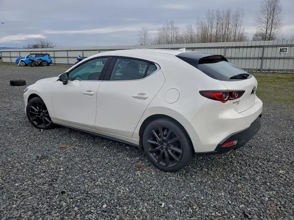 JM1BPBMLXN1514556 2022 MAZDA 3 - Image 2