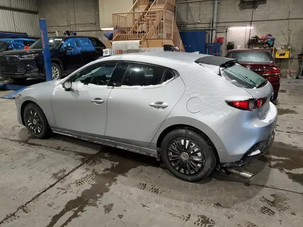 JM1BPBMM0L1149357 2020 MAZDA 3 - Image 2