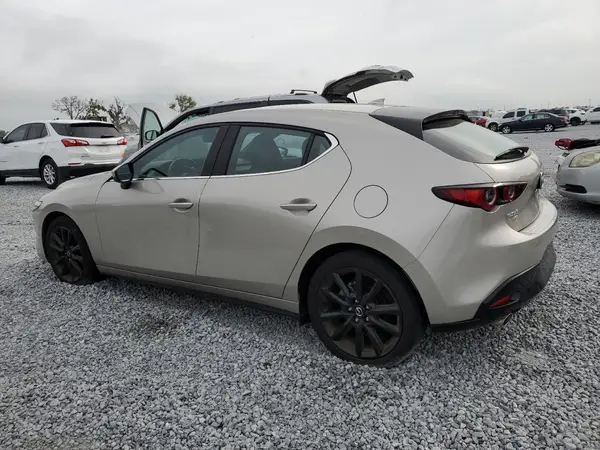 JM1BPBMM3P1600335 2023 MAZDA 3 - Image 2