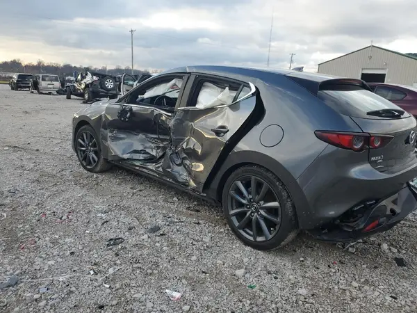 JM1BPBMM4K1131457 2019 MAZDA 3 - Image 2
