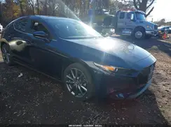 JM1BPBMM4K1140997 2019 MAZDA 3
