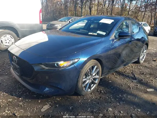 JM1BPBMM4K1140997 2019 MAZDA 3 - Image 2