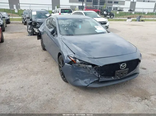 JM1BPBMM4P1600182 2023 MAZDA 3 - Image 1