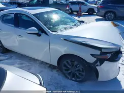 JM1BPBMM4R1720115 2024 MAZDA 3