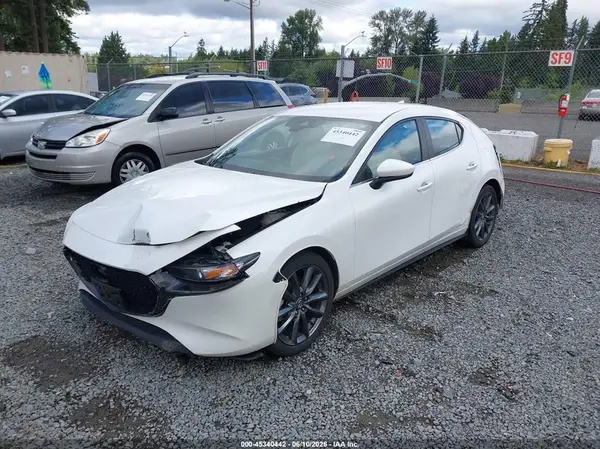JM1BPBMM5K1124193 2019 MAZDA 3 - Image 2