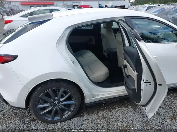 JM1BPBMM5K1124193 2019 MAZDA 3 - Image 8