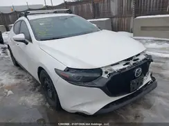JM1BPBMM7K1122364 2019 MAZDA 3