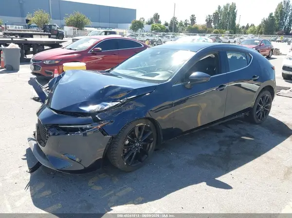 JM1BPBNM0K1144415 2019 MAZDA 3 - Image 2