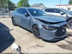 JM1BPBNM1K1122648 2019 MAZDA 3