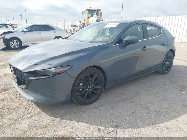 JM1BPBNM7K1134707 2019 MAZDA 3 - Image 2