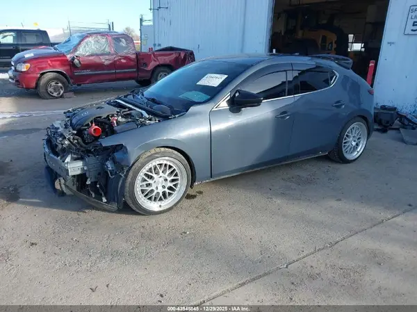 JM1BPBNM9K1121554 2019 MAZDA 3 - Image 2