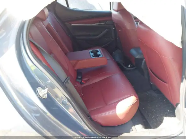 JM1BPBNM9K1143988 2019 MAZDA 3 - Image 8