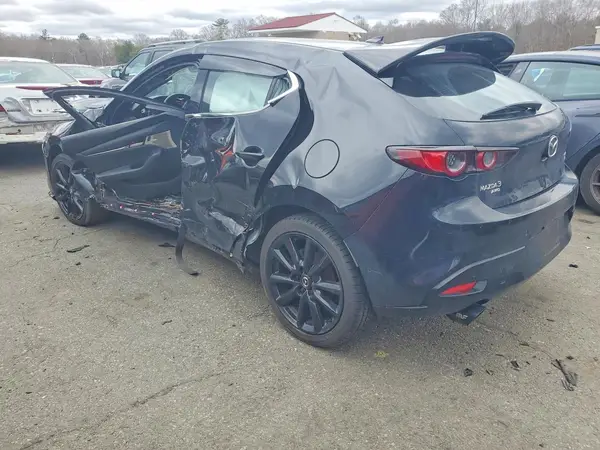 JM1BPBNY5M1332840 2021 MAZDA 3 - Image 2