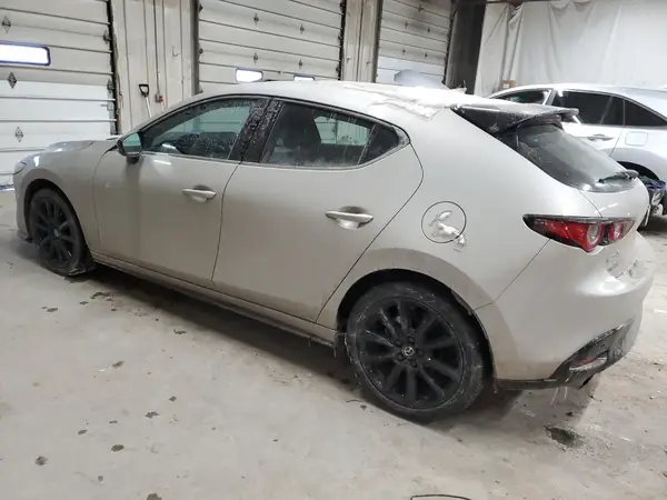 JM1BPBNY6R1655110 2024 MAZDA 3 - Image 2