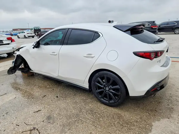 JM1BPBNY6R1656550 2024 MAZDA 3 - Image 2