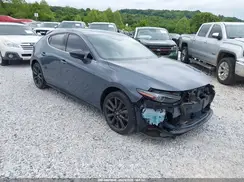 JM1BPBNY8M1403058 2021 MAZDA 3